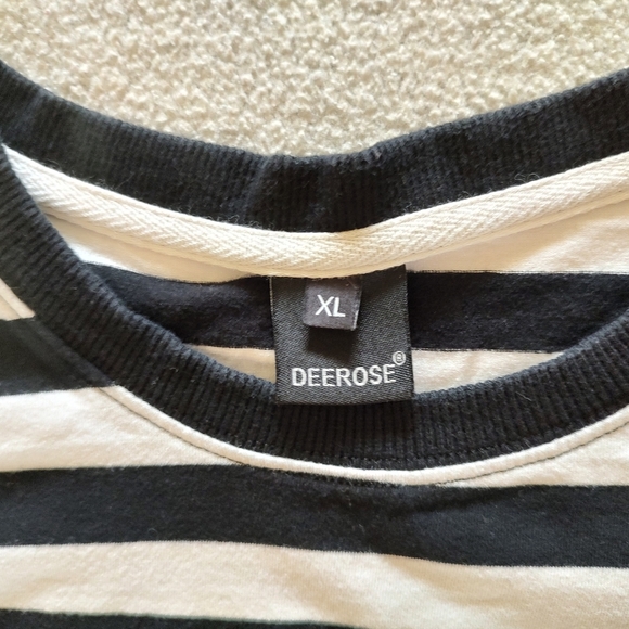 Boys XL black and white striped t-shirt - Picture 2 of 3